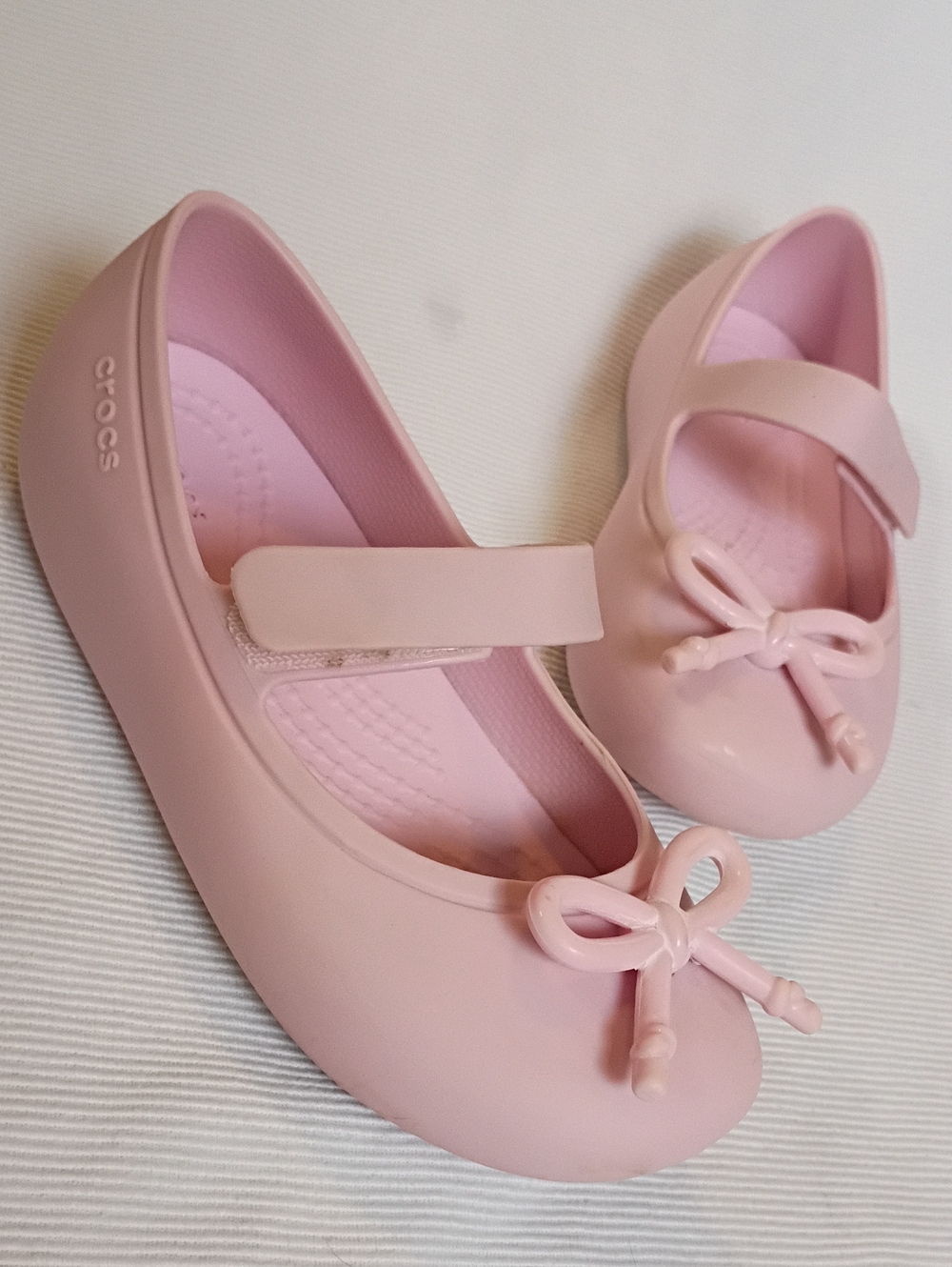 CROCS Girls' Mary Jane Ballerina Shoes in Light Pink